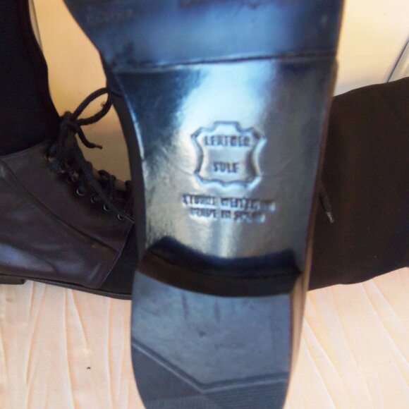 Stuart Weitzman Tall Leather and Gore Tex Black Boots With Lacing sz 8.5 - Picture 11 of 14